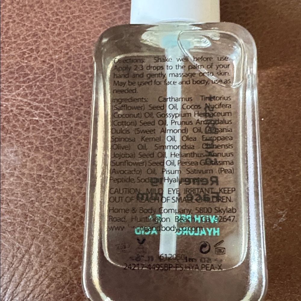 Renewing Face Serum‎ with Peptide & Hyaluronic Acid — Clear - Picture 4 of 4